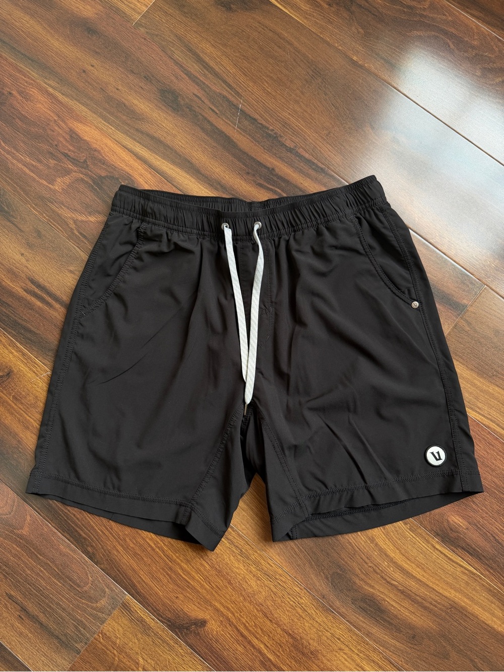Vuori 7” Shorts Black Unlined Mens M